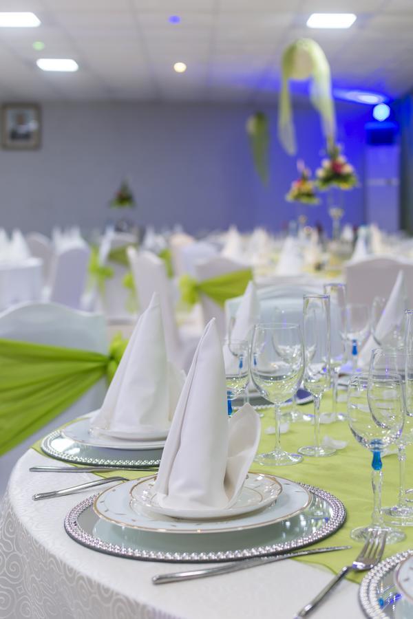 Hotel La Falaise Bonanjo ドゥアラ エクステリア 写真